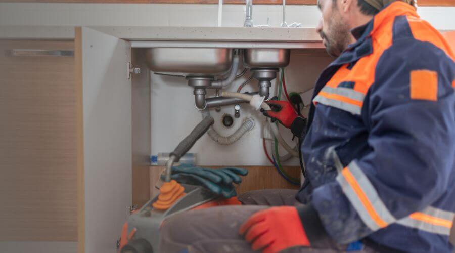 Expert burst pipe repair services in Hildreth, NE